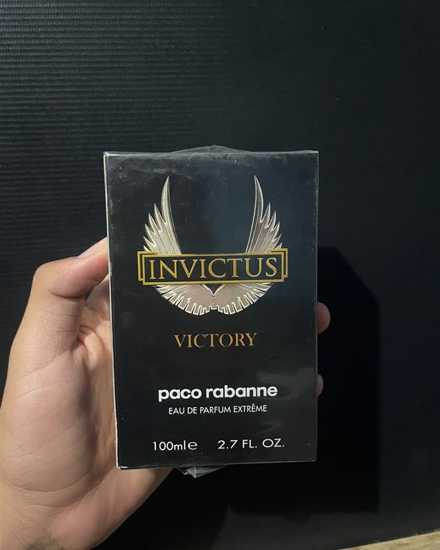Caixa do perfume Invictus Victory