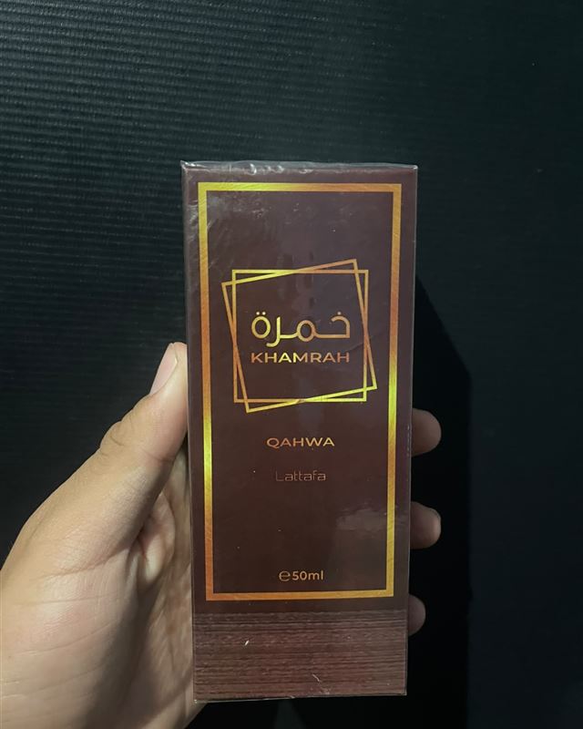 Caixa do perfume Khamrah Qahwa